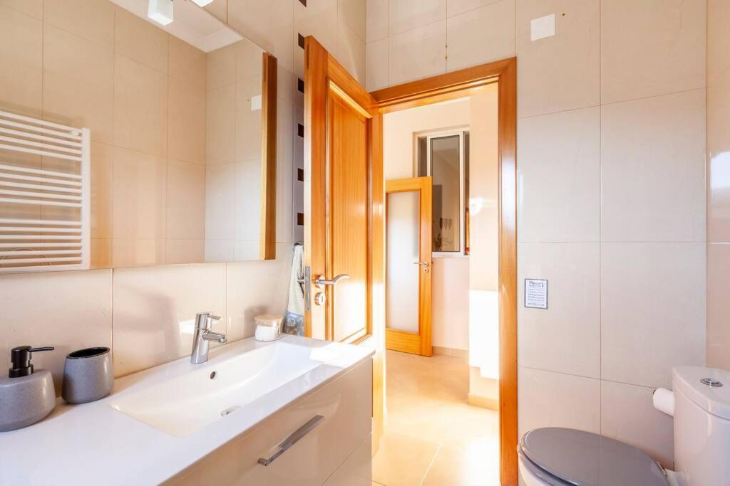 Charming 120M² In Historic Center Lejlighed Lamego Eksteriør billede